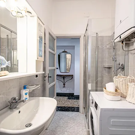 20 Meters From The Sea - Parking Spot And Breathtaking View Appartamento *