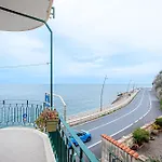Апартаменты 20 Meters From The Sea - Parking Spot And Breathtaking View